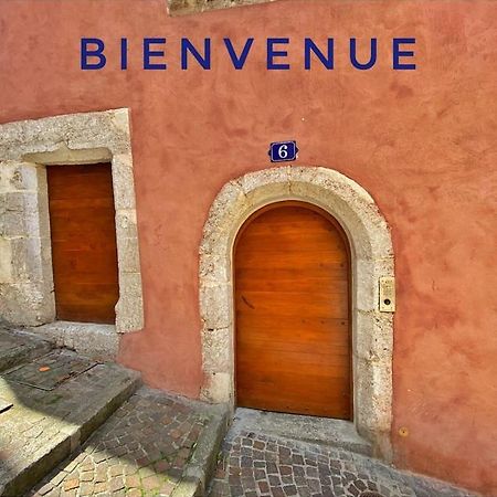 Coup De Coeur Au Pied Du Chateau - Nice Studio Ideally Located Annecy Bagian luar foto